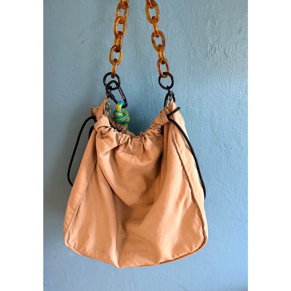 Rotunda Sant Hobo Bag Beige Tan Nylon Slouchy Drawstring Purse Acrylic Chain
